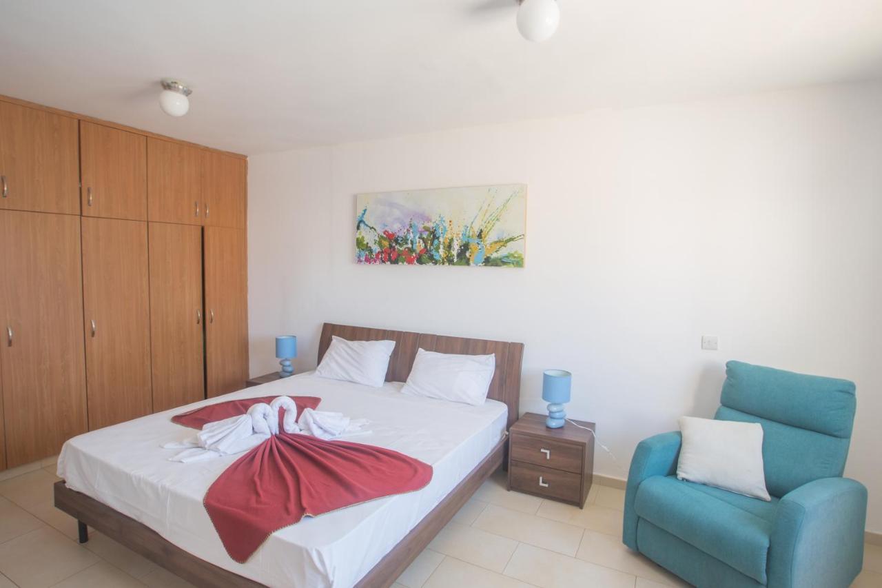 Napiana Apartments Ayia Napa Esterno foto
