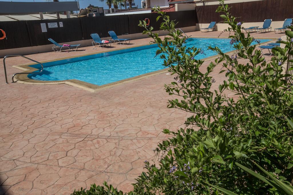 Napiana Apartments Ayia Napa Esterno foto