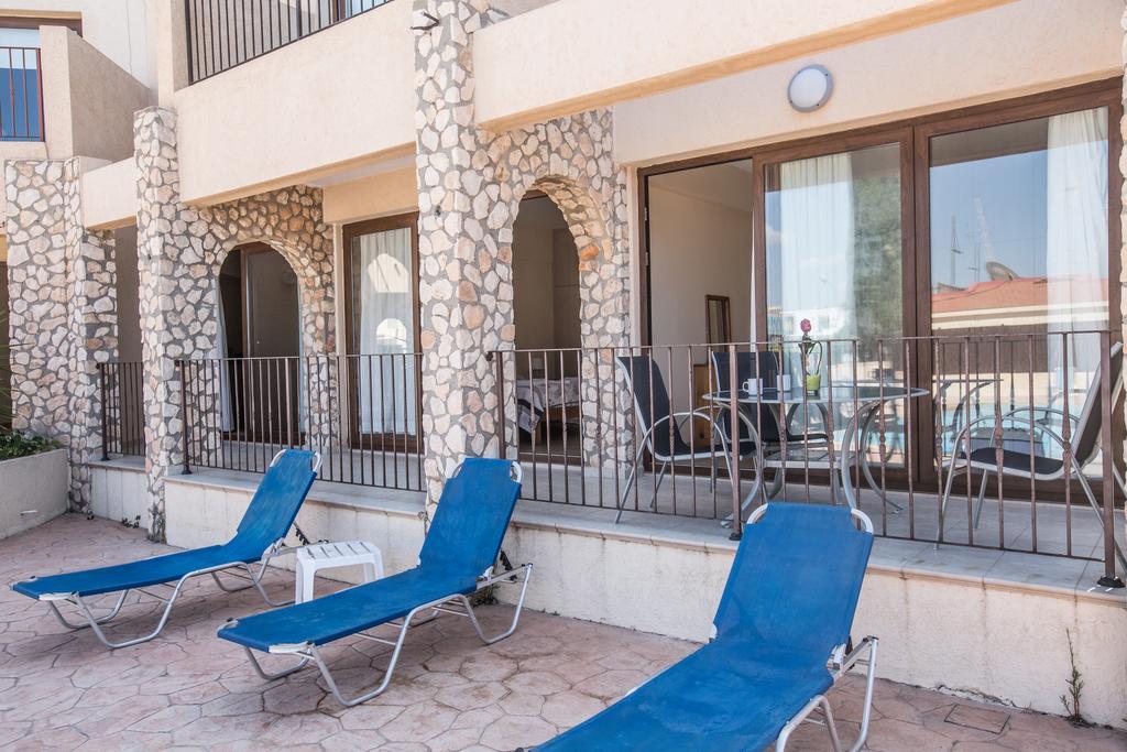 Napiana Apartments Ayia Napa Esterno foto