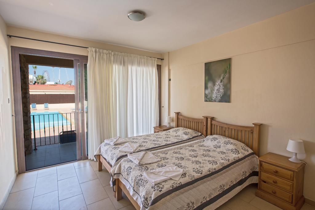 Napiana Apartments Ayia Napa Esterno foto