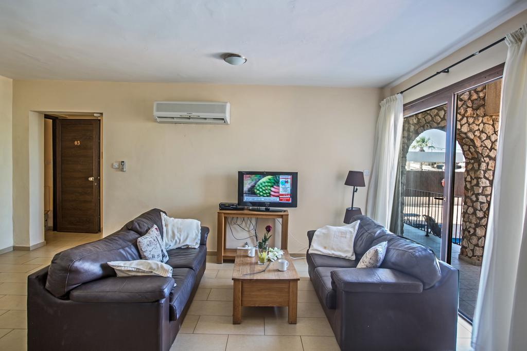 Napiana Apartments Ayia Napa Esterno foto